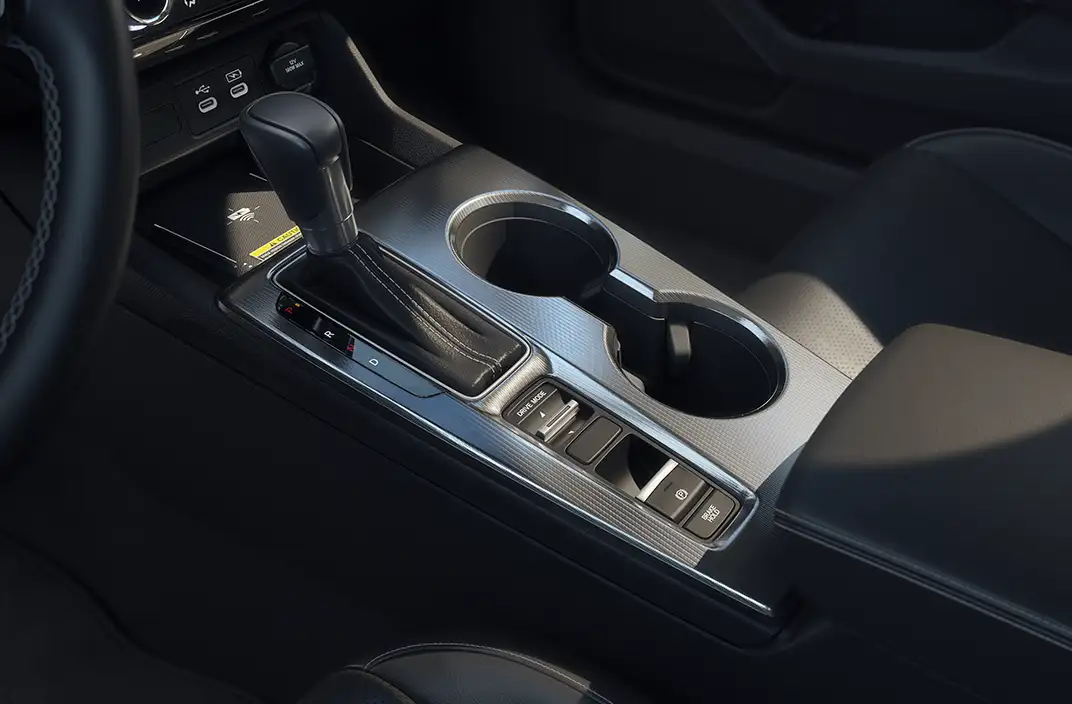 Civic Híbrido - Tecnologia - Freio de estacionamento eletrônico e função Brake-Hold