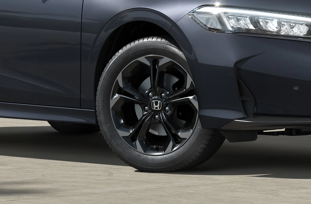 Civic Híbrido - Design - Rodas liga leve aro 17"