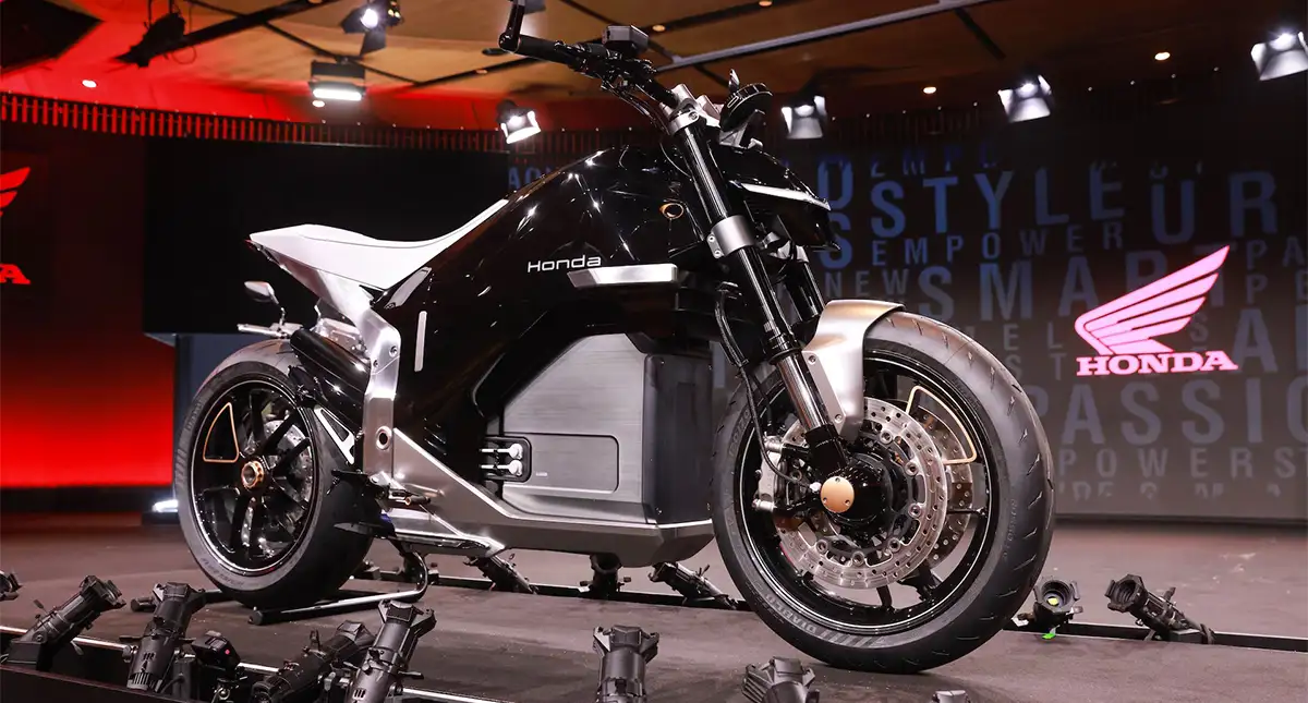 EV Fun Concept Honda Moto Elétrica preta